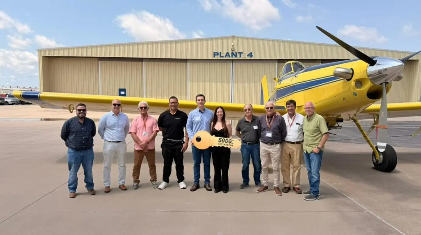 Air Tractor celebra a produção de sua 5.000ª aeronave com entrega histórica ao Brasil